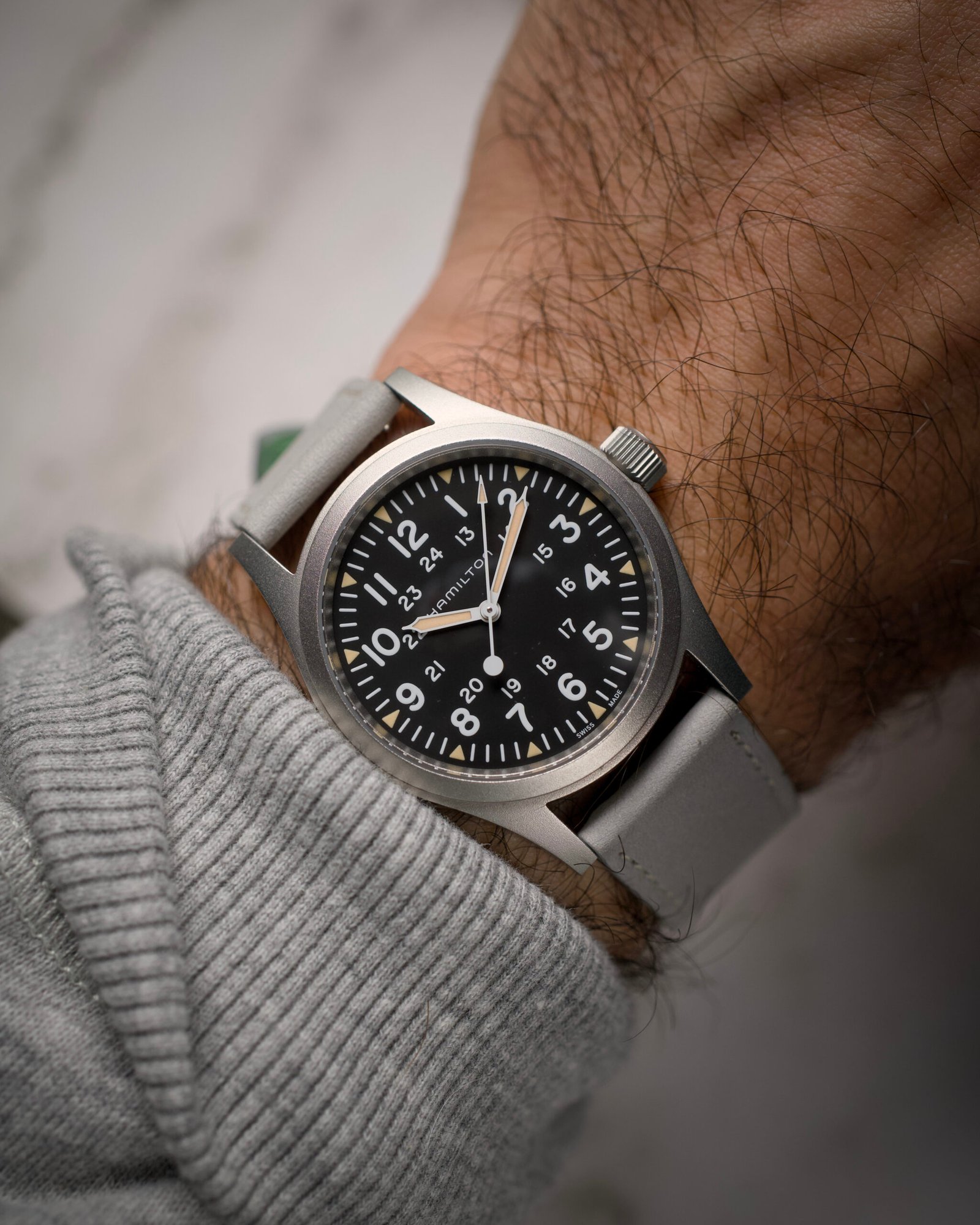 Roma grigio Chiaro- Hamilton Khaki Field